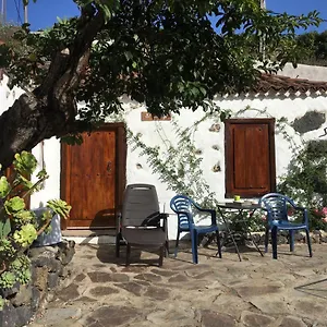 finca-el-molledo-el-naranjo.in-canary-islands.com/