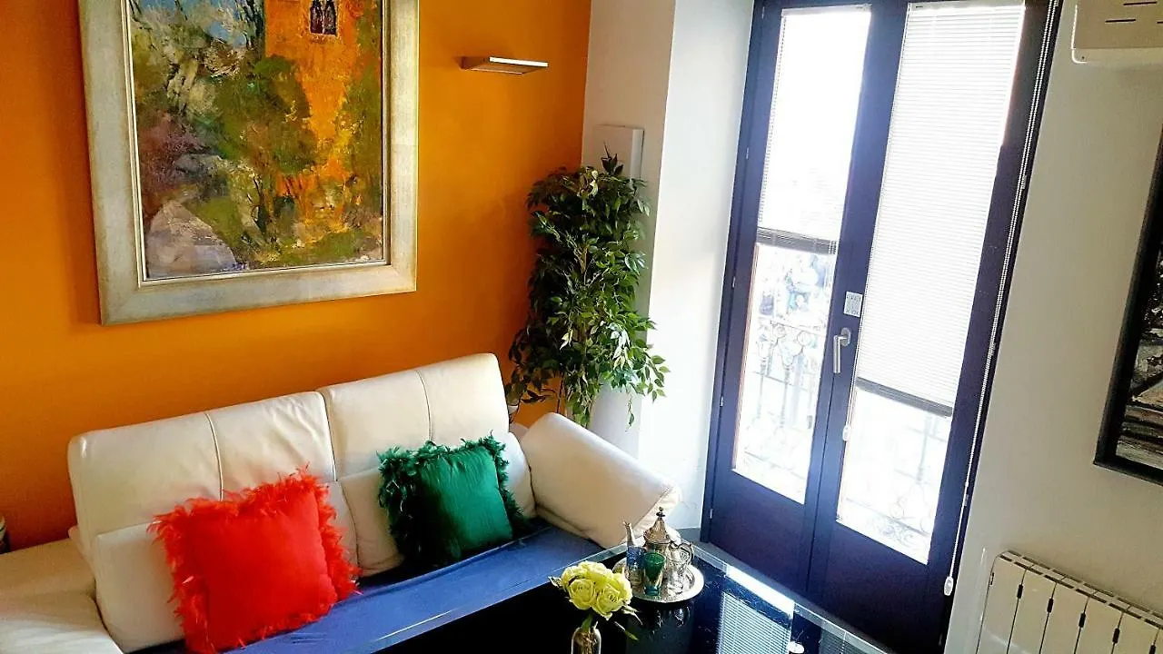 Luxury Suites Plaza Nueva Granada 0*,  Spanien